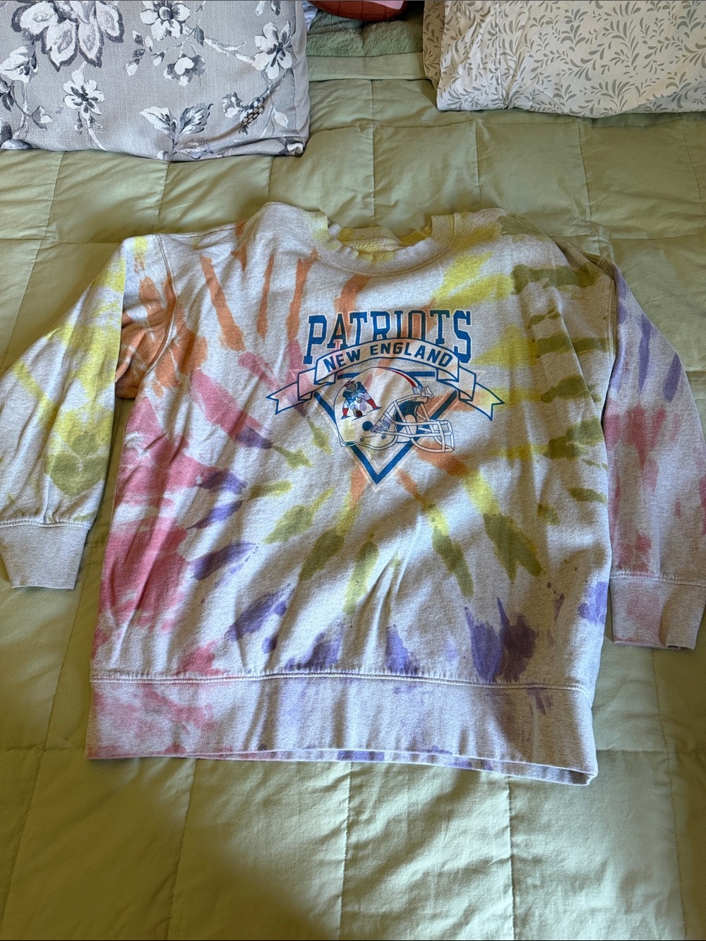 American Eagle Outfitters Multicolor Tie-Dye Patriots Sweatshirt